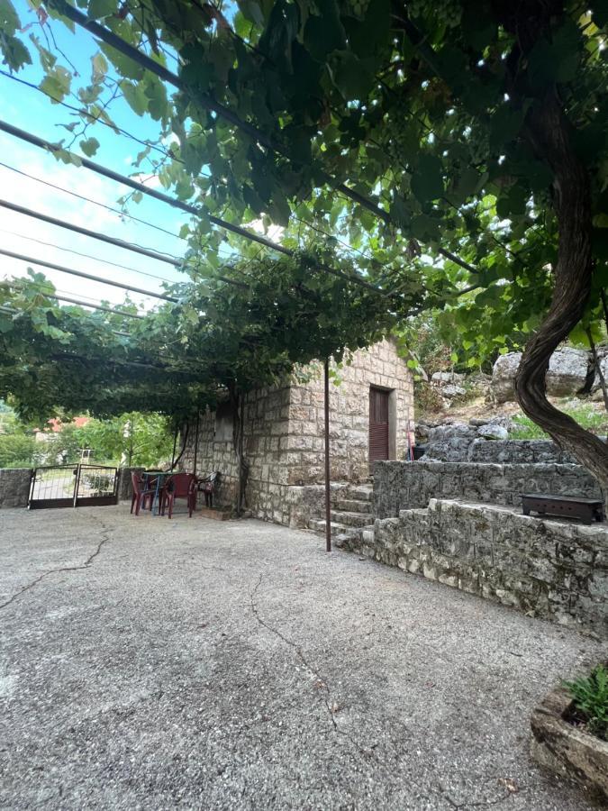Villa Kuca Za Odmor Nikšić Esterno foto