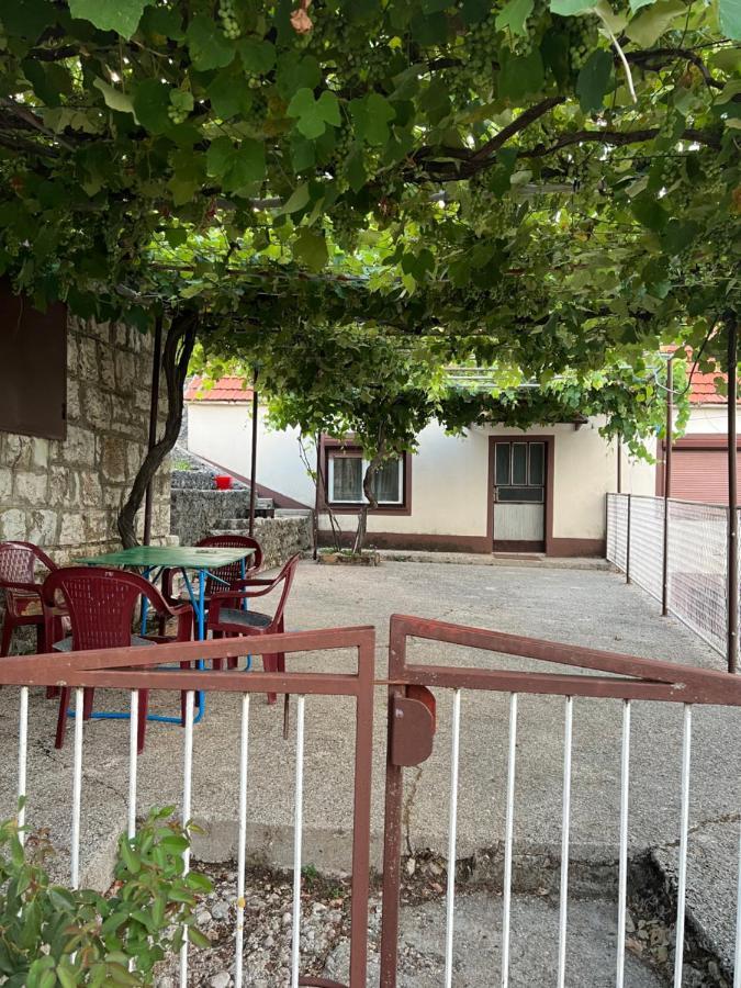 Villa Kuca Za Odmor Nikšić Esterno foto