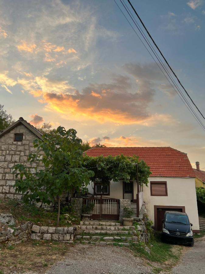 Villa Kuca Za Odmor Nikšić Esterno foto
